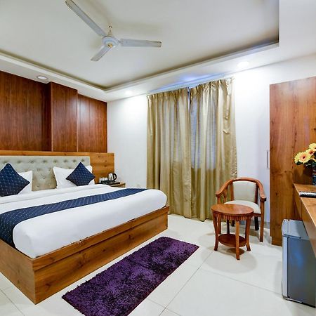 Glory Inn Near Delhi International Airport ニューデリー エクステリア 写真