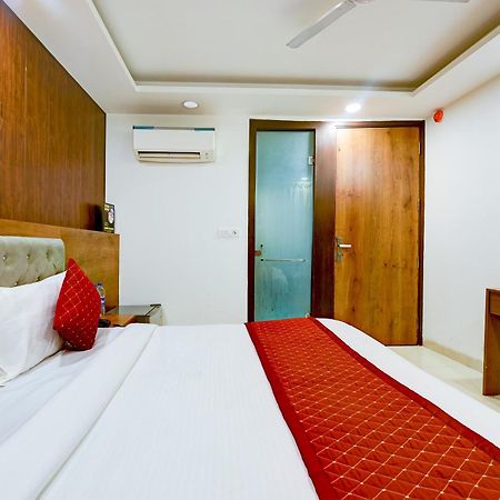 Glory Inn Near Delhi International Airport ニューデリー エクステリア 写真