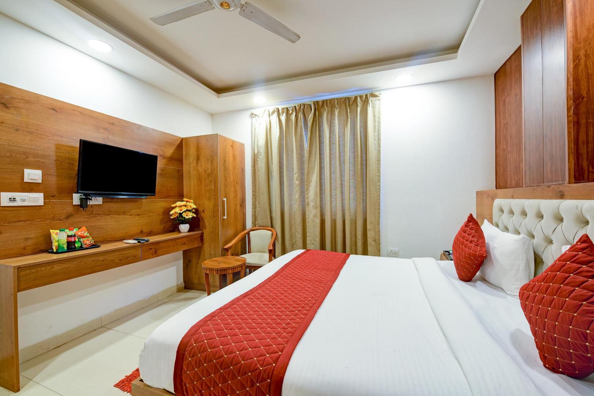 Glory Inn Near Delhi International Airport ニューデリー エクステリア 写真